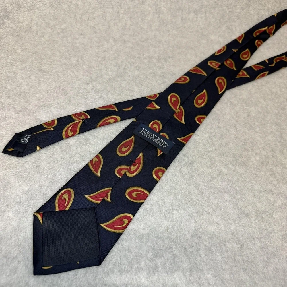 Lands' End Tie Necktie Mens One Size Navy‎ Silk Paisley Hand Sewn Made USA